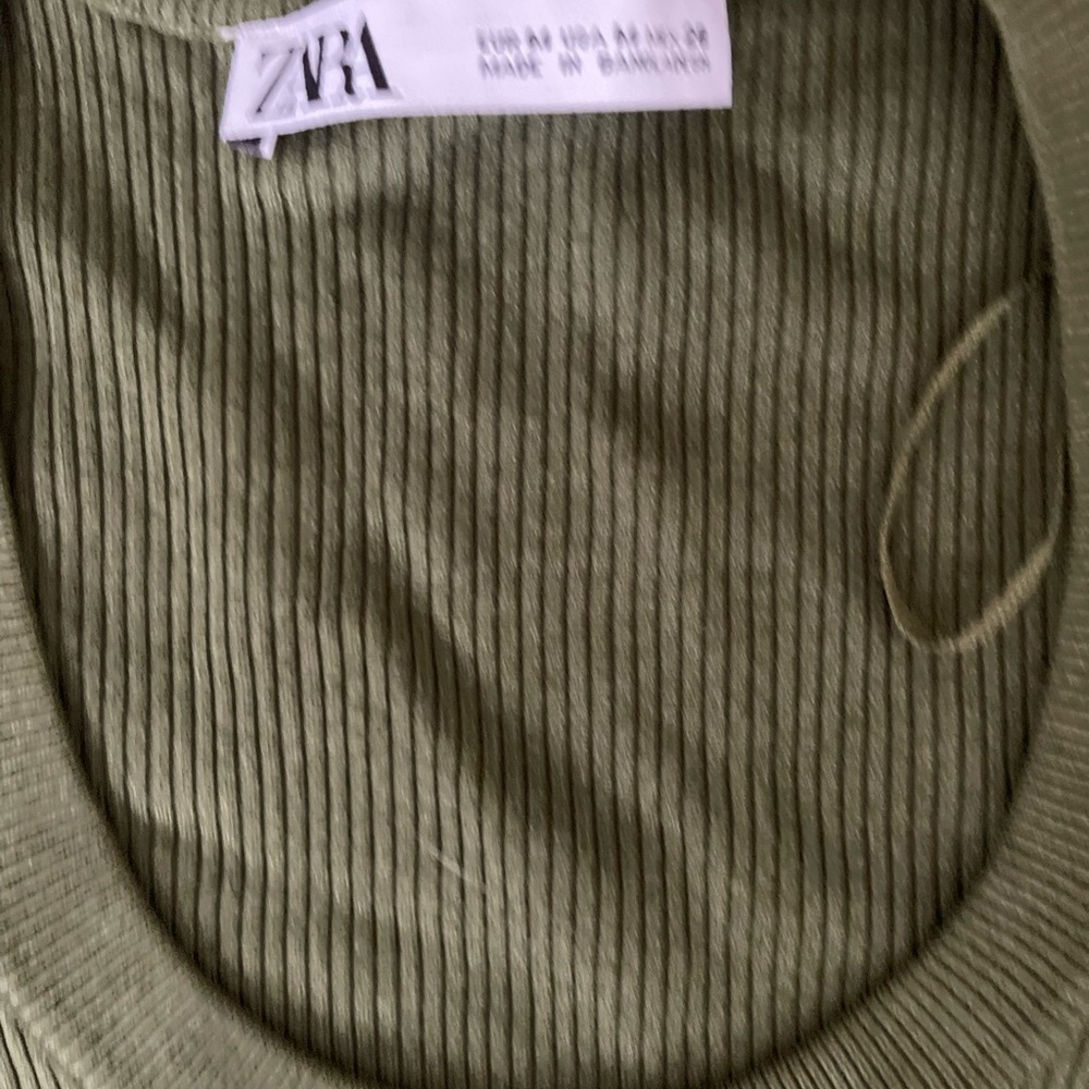 Zara Ribbed Green Top Size M - Picture 2 of 4